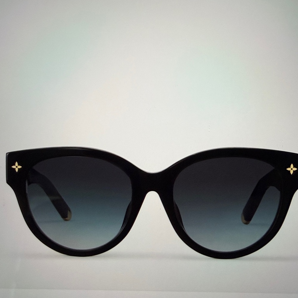 Louis Vuitton My Monogram Round Sunglasses - Picture 4 of 8